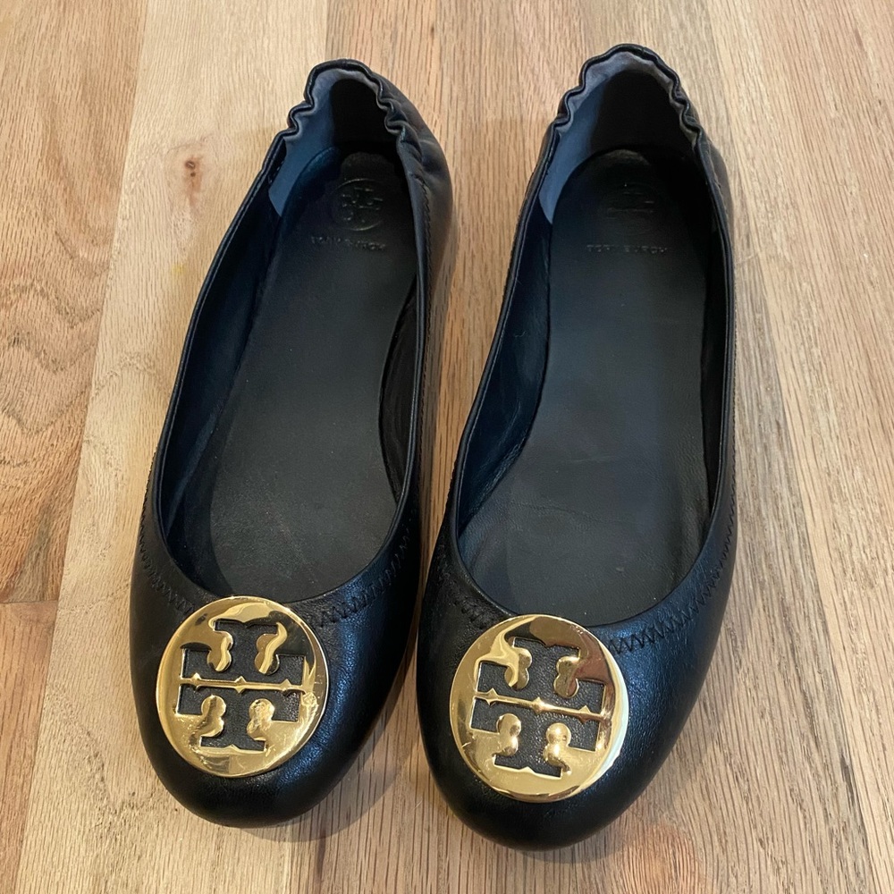 Tory Burch Minnie Travel Ballet Flat in Black/Gold